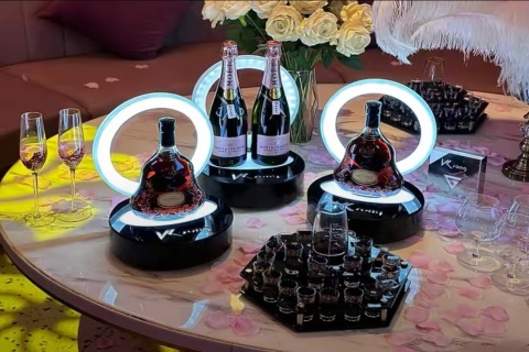 咸宁新场子KTV招聘1800一个班抱怨不如努力拼